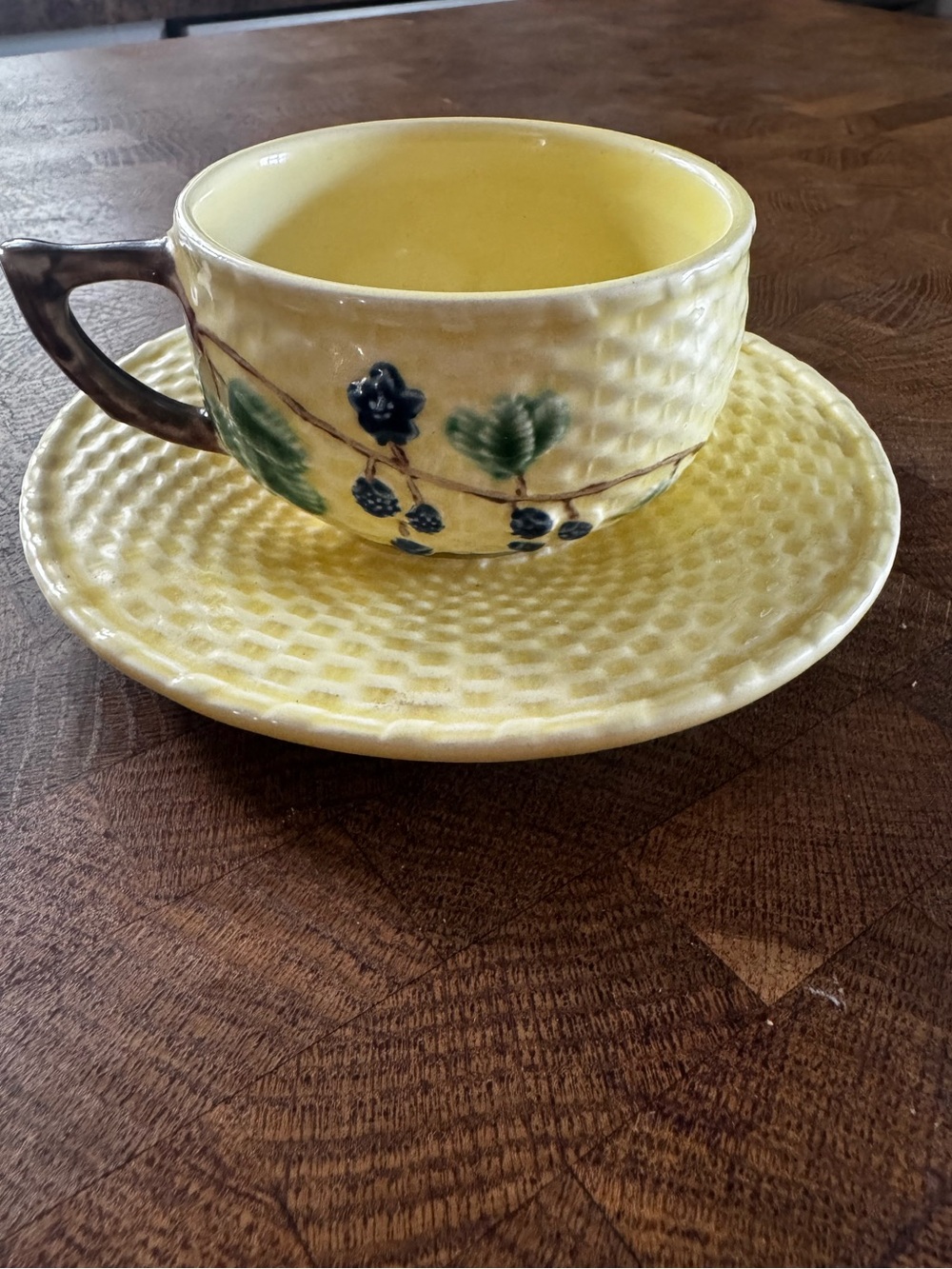 Tiffany & Co. Yellow BlackBerry Woven Teacup and Saucer with Green Leaves